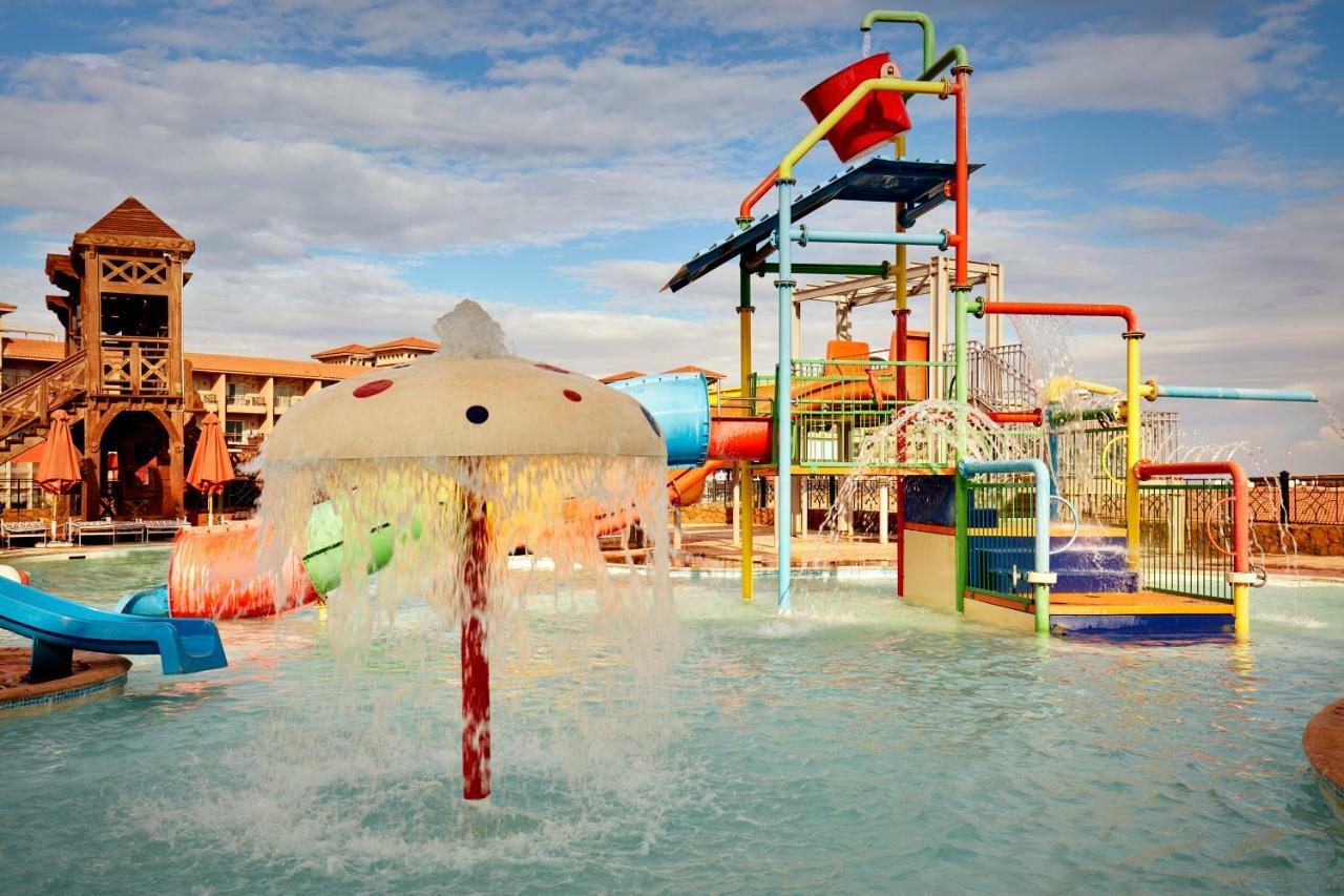 Coral Sea Beach And Aqua Park Ain Soukhna Exteriér fotografie