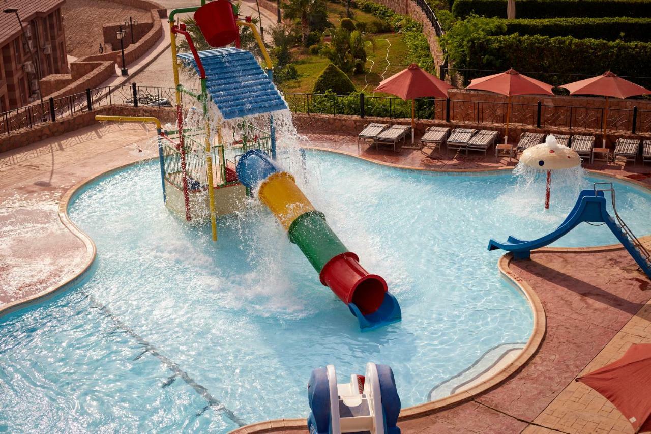 Coral Sea Beach And Aqua Park Ain Soukhna Exteriér fotografie